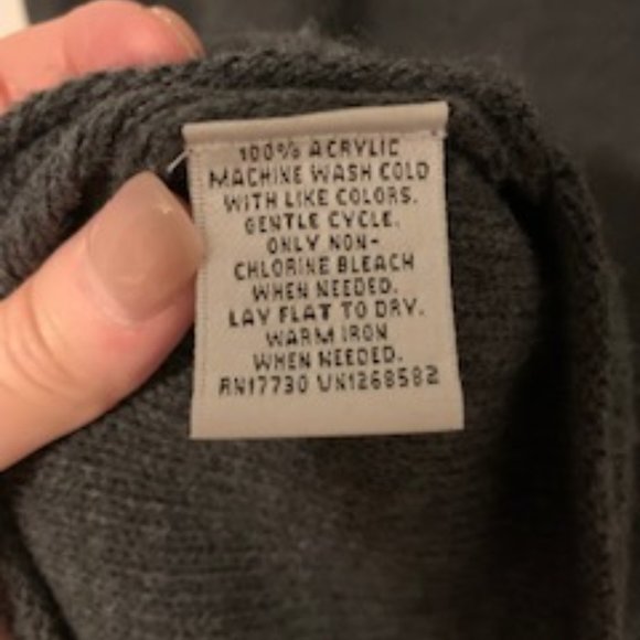 Two Grey Sweater Dresses - Picture 5 of 11